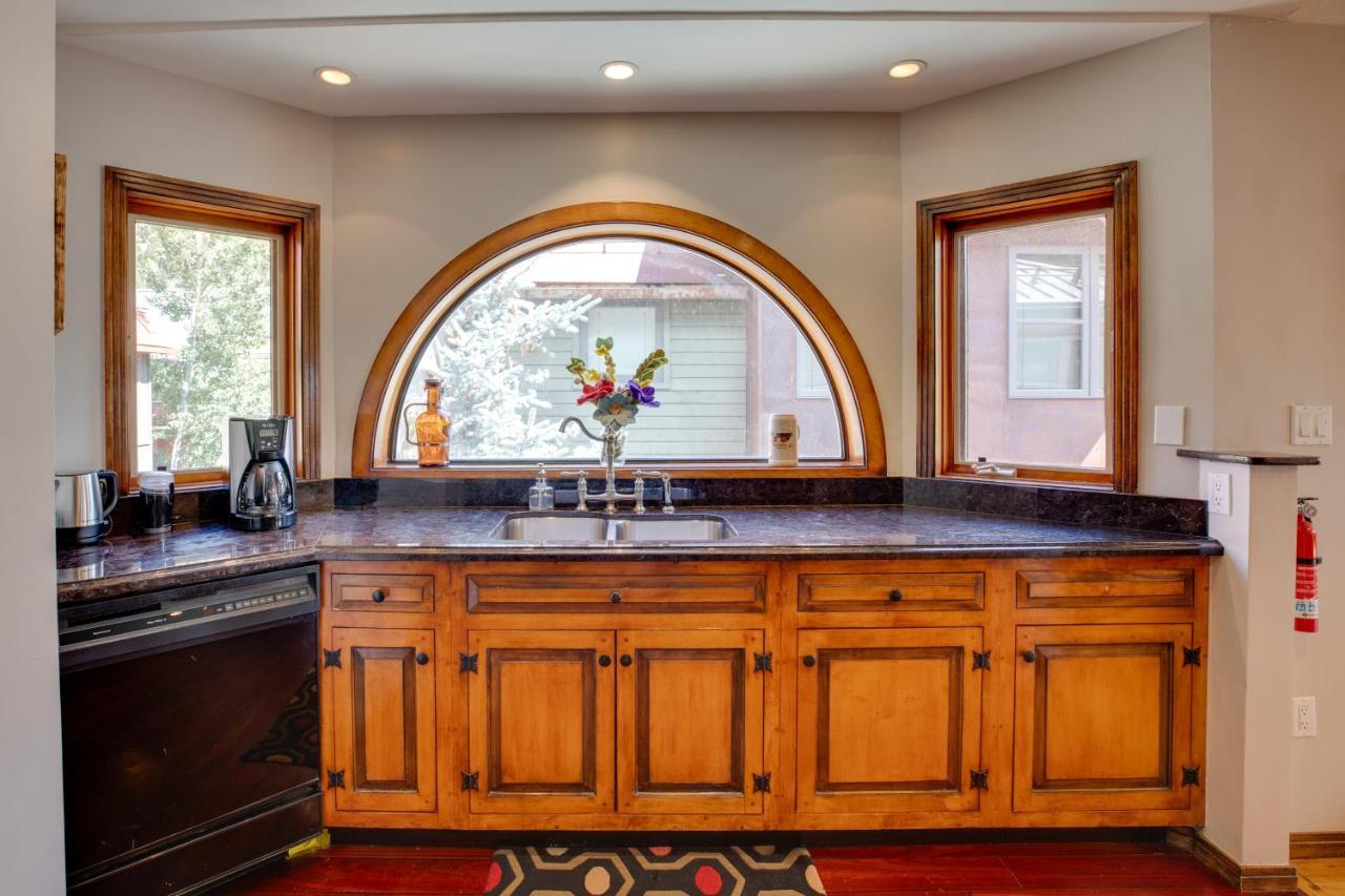 Bright Downtown Telluride Condo - Steps To Lift! ภายนอก รูปภาพ