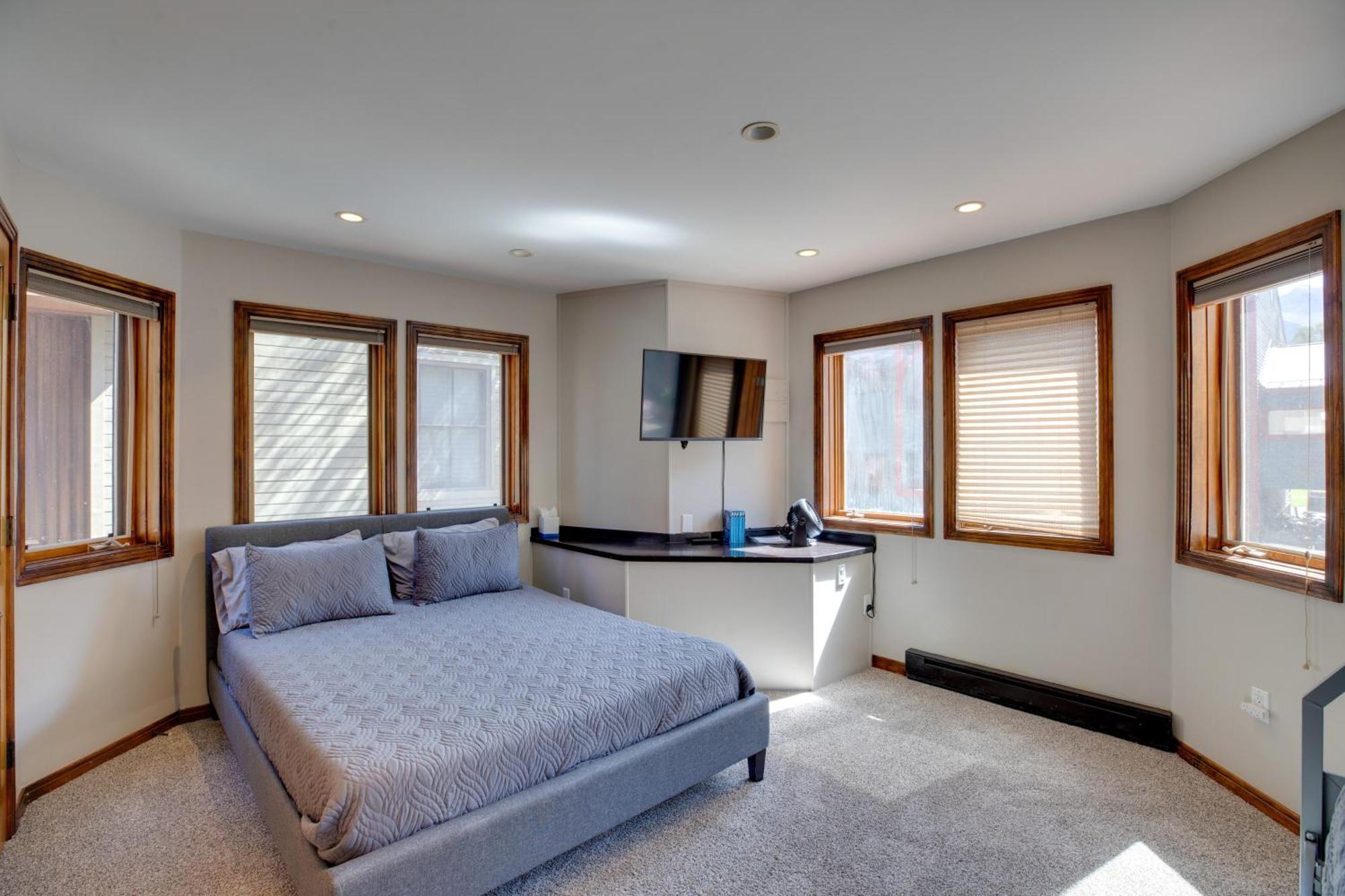 Bright Downtown Telluride Condo - Steps To Lift! ภายนอก รูปภาพ