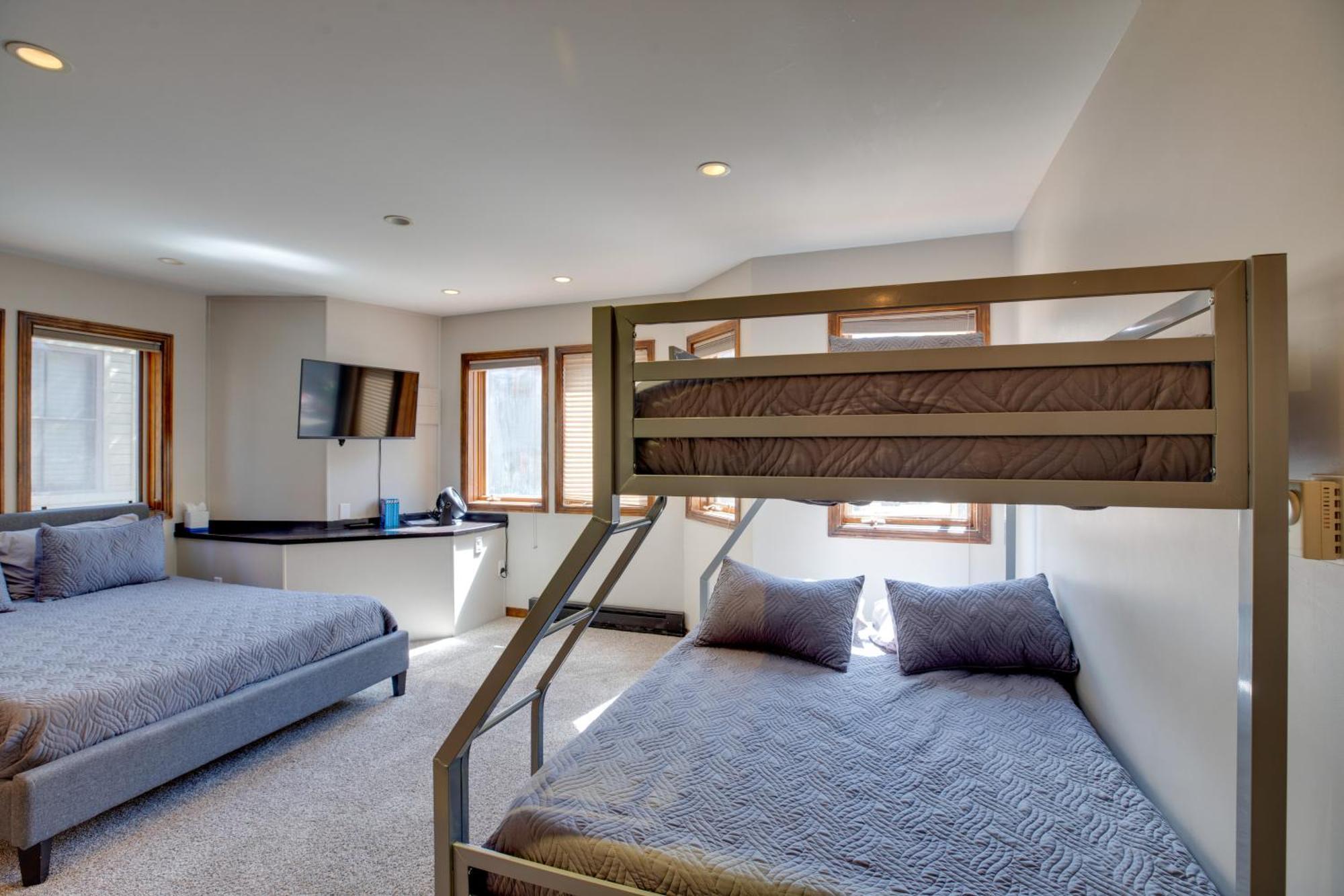 Bright Downtown Telluride Condo - Steps To Lift! ภายนอก รูปภาพ